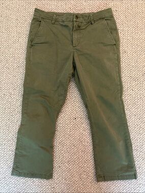 Closed brand khaki green cropped pants